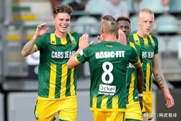 四不后卫 四不后卫