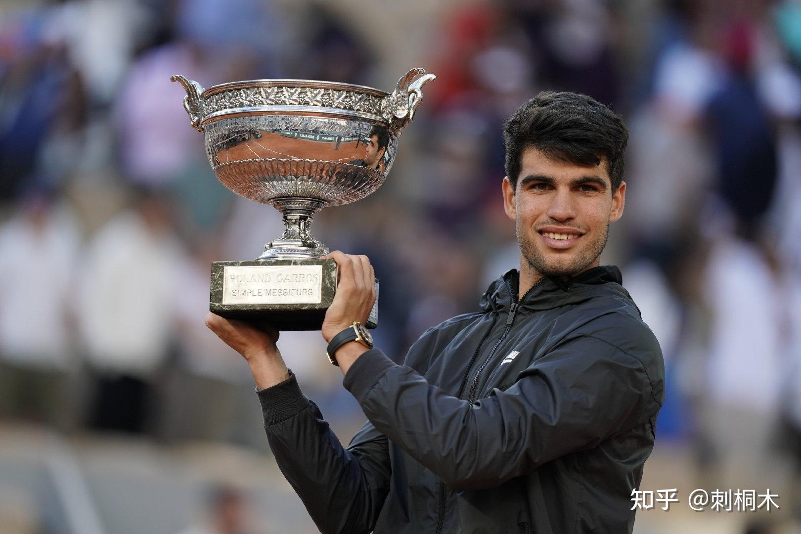 配合赛场上 配合赛场上