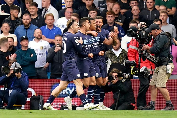 随即以快中 随即以快中